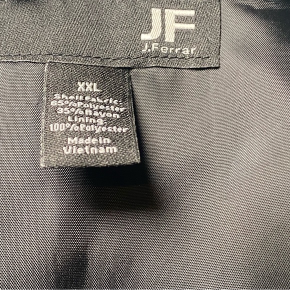 J. Ferrar Vest - adjustable back - Picture 6 of 6